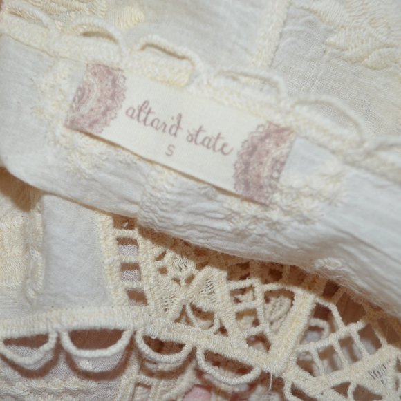Sz S Altar'd State Ivory Crochet Tunic Shirt - Picture 13 of 15